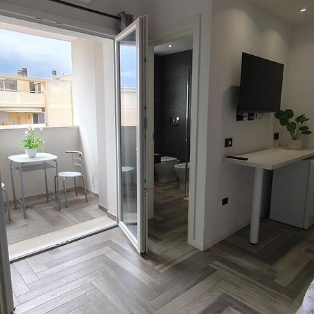 Stanza Idromassaggio 2 Hotel Quartu SantʼElena Екстериор снимка
