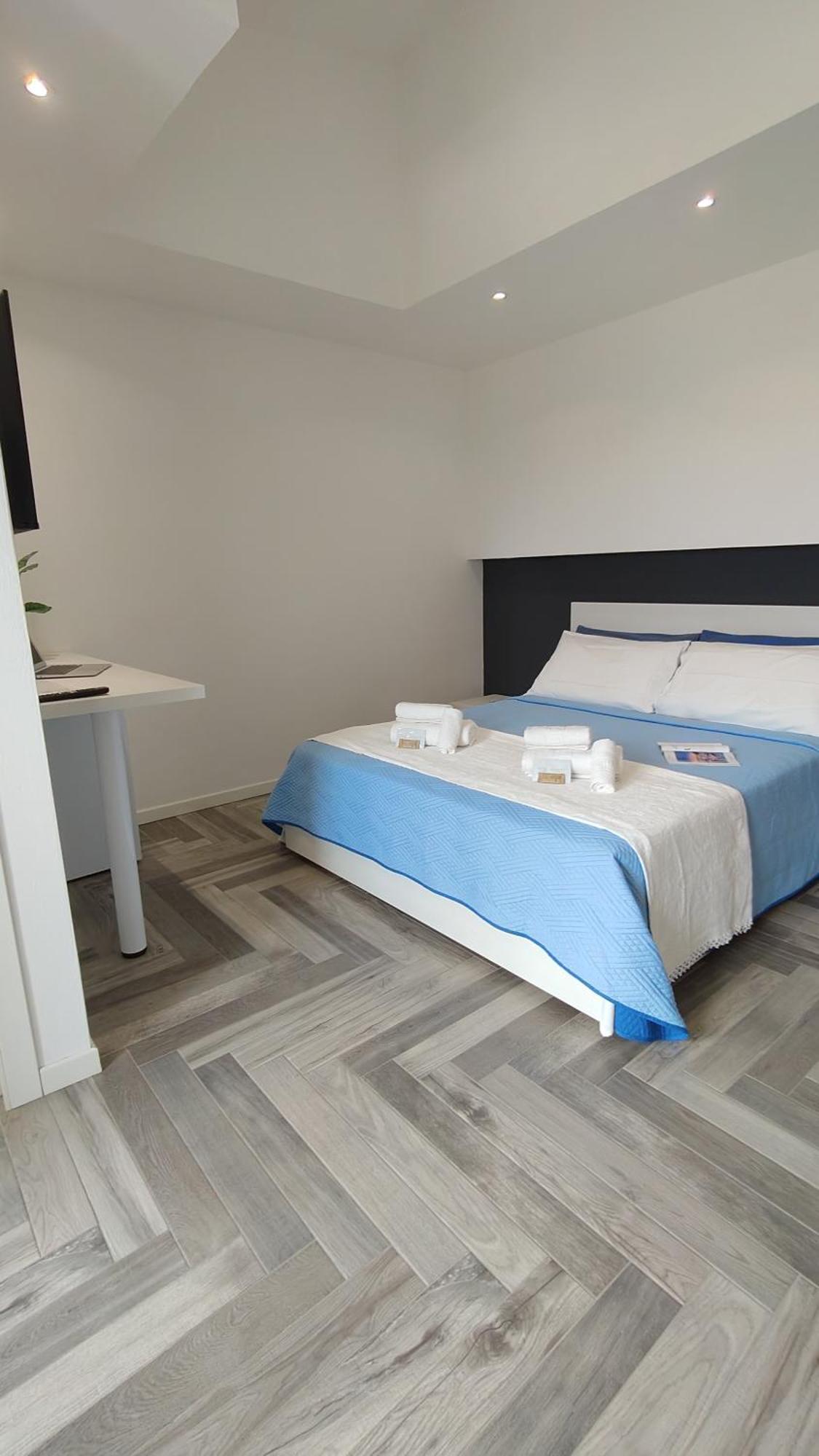 Stanza Idromassaggio 2 Hotel Quartu SantʼElena Екстериор снимка